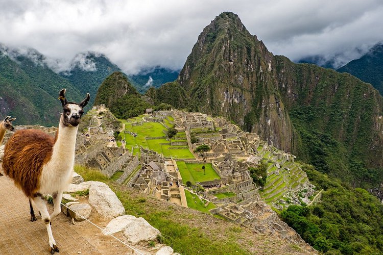 Мачу-Пікчу похід в Перу