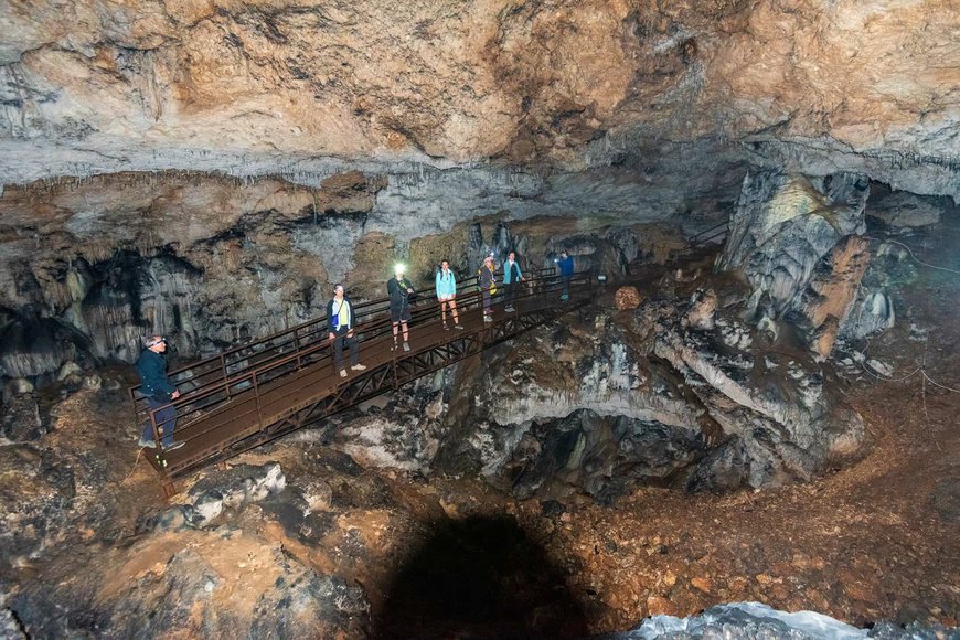 Печера Гедельме