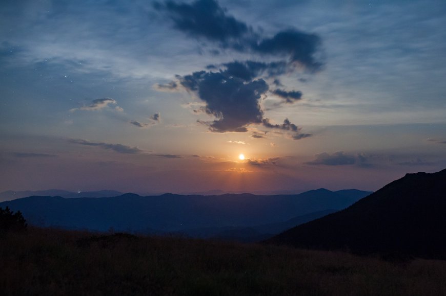 Захід сонця чорногора