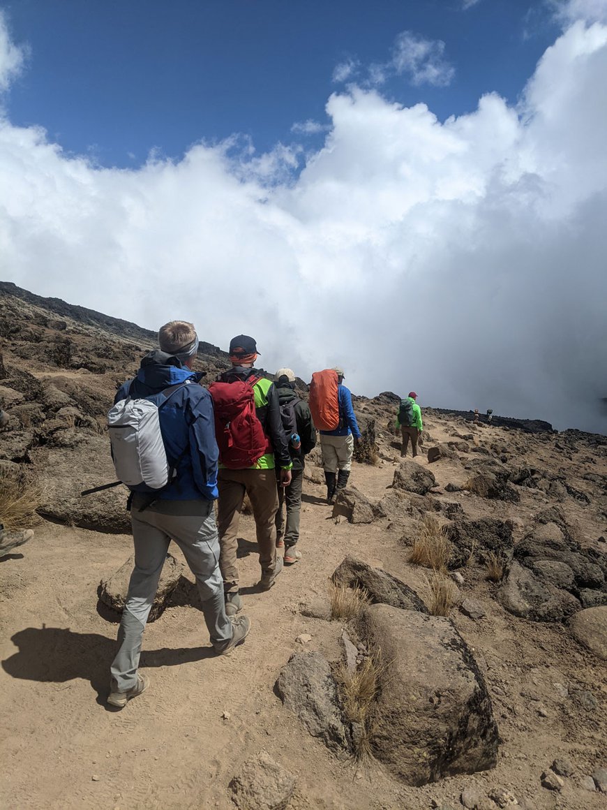 команда gra сходження на кіліманджаро